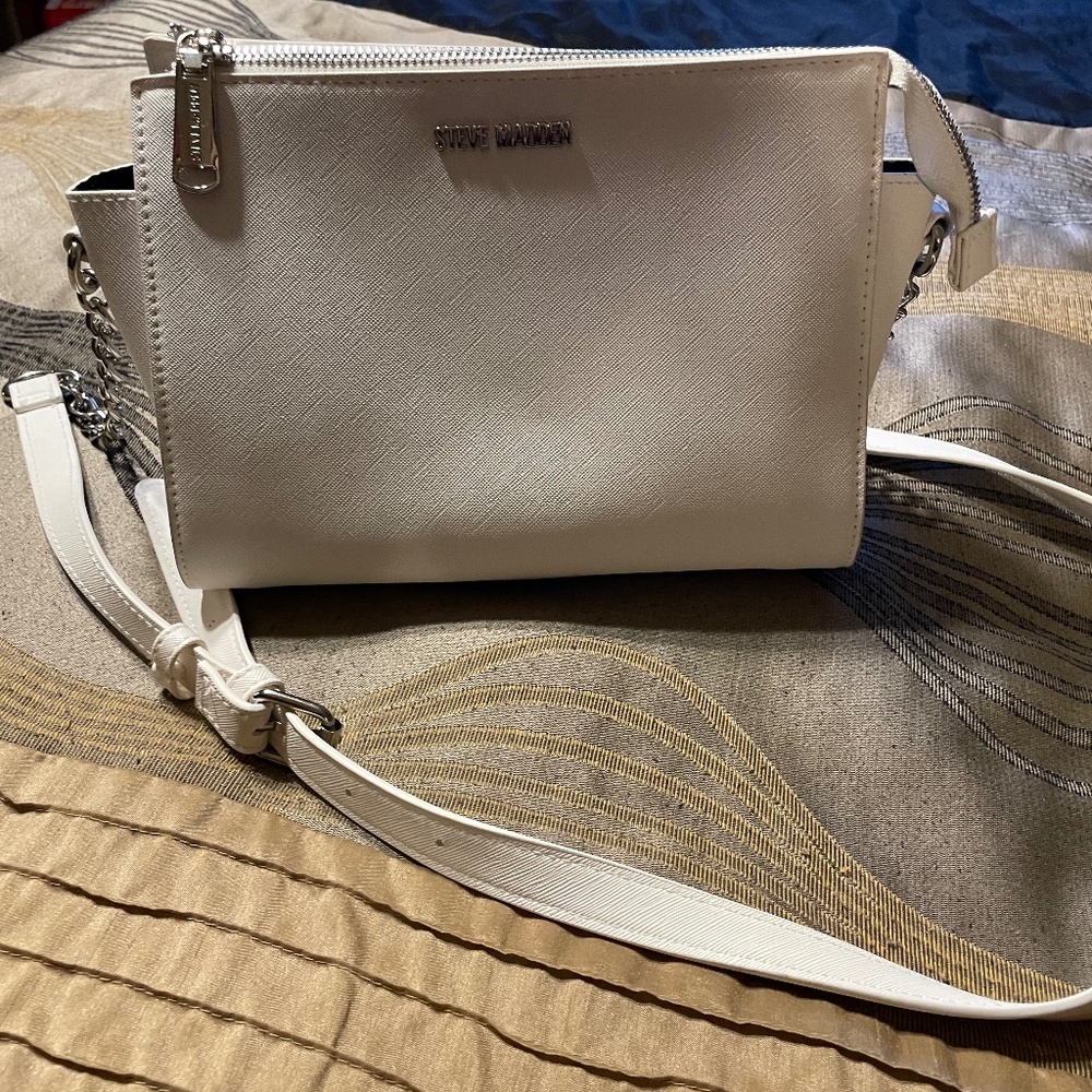 Steve Madden white bag